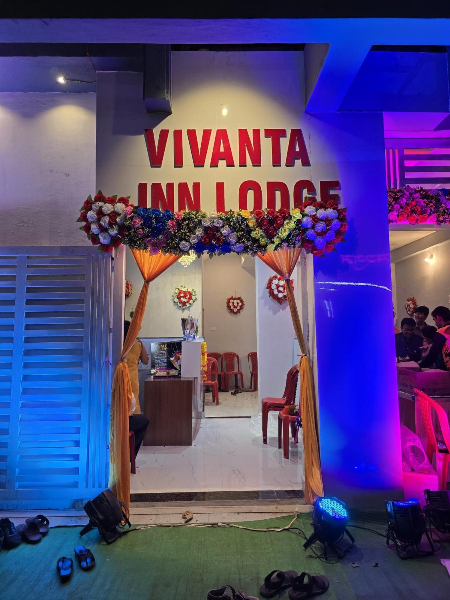 Vivanta Inn Lodge, Solapur Exteriör bild